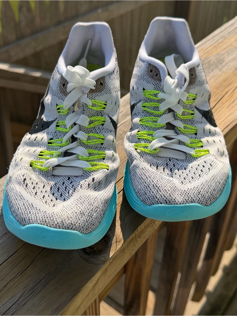 Nike LunarTempo Women’s Running Shoes White Aqua Volt Size 7.5